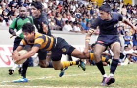 Thomian squib not enough to subdue the Royal charge