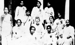 The first 12 students ;Amarawathie de Silva,  Leonara de Zoysa, Elsie de Silva, Jane de Zoysa, Adlin de Silva ,  Leela Gunasinghe, Sophaya De Silva, Connie Batuwantudawe, Kittie Mendis, Lucy de Abrew, Agnes Helen Don Philip Wijewardene and Somie Jayaweera Bandara  with Principal Marie Musaeus Higgins