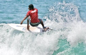 Asanka wins Arugam Bay Surf Classic