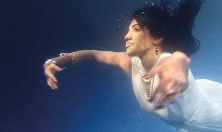 Manoj and Nalin dance under water with ‘Mithuriye’