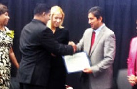 Sri Lankan entrepreneur receives ‘business champion of the year’ at US business forum