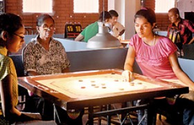 Chamil, Roshita annex men and women’s carrom titles