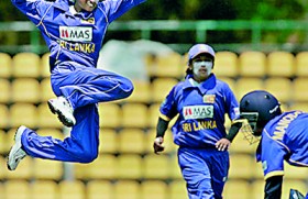 Pak ladies through in low scoring affair