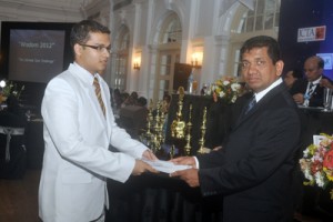 Participation certificates to Ananda captain