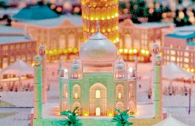 Dubai plans billion-dollar replica of Taj Mahal