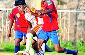 Hosts Zahira clinch Super 16 Soccer 7s