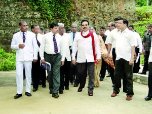PresidentMahinda Rajapaksa?s visit to the school