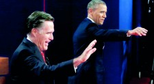 Obama, Romney power into final weekend