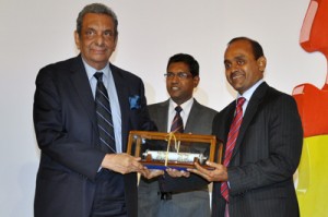 Seen here Mr Saparamadu with the award with Prof. P.W. Epasinghe - Chairman, ICT Agency of Sri Lanka (left) and Prof. Gihan Wikramanayake - Chairman, BSC Sri Lanka Section ( BCS The Chartered Institute of IT Sri Lanka Section)