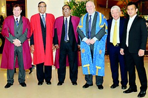 Ian Webster(Link Tutor:Coventry University),Gamini Jaysuriya(Head of Academics/ General Manager Auston Institute of Management Ceylon,Chief Guest Dr Sunil Jayantha Nawarathne(Secretary to Ministry of Higher Education),Pro-Vice Chancellor Coventry University Ian Dunn,Mr Lim & Mr Micheal Lin (Managing Director of Auston Institute of Management Ceylon and Auston Institute Singapore)
