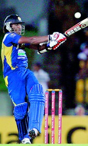 Chandimal hooks one