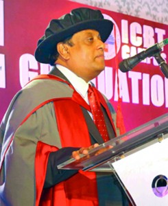Dr. JagathAlwis, Chairman of ICBT Campus, addressing the graduates