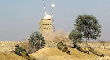 Israeli air strikes hit Hamas HQ in Gaza
