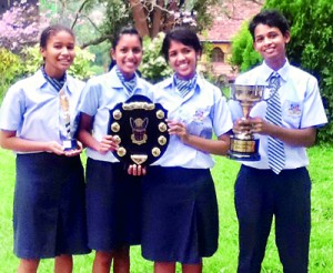 The winning team from Gateway College, Kandy