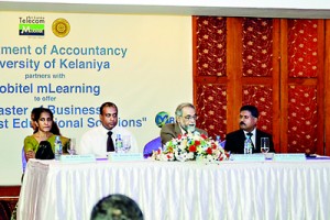 Professor Sarath Amunugama, Vice chancellor of University of Kelaniya, Mr. Janaka Jayalath, Senior General Manager (Marketing) of Mobitel and other distinguish guests at the launching ceremony of Master of Business