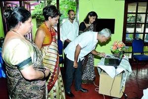 Sidath Wettimuny launching the school’s website.  Also pictured are the 3 directors of the school