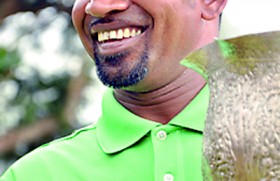 Anura Rohana Dazzles to  defend UTE-CAT Open title