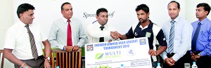 Ragama CC skipper Sameera Soyza accepting the sponsorship cheque from an official of Multi Finance as SLC officials K. Mathivanan and Hirantha de Mel and Roshan Abeysinghe look on.  – Pic by Amila Gamage