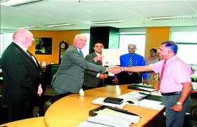 Ednet Group signs with BOI to setup “Victoria Higher Education Campus Colombo” to deliver Greenwich University programs in Sri Lanka