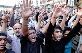 Angry Pakistani Shiites refuse to bury dead
