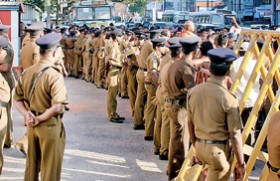 Protest outside Maharagama clothes store