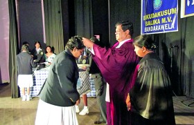 Annual Prize Giving 2011 of Bandarawela Kuda Kusum B. M.V. – A huge success