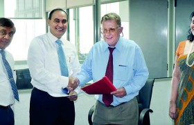 SLIIT and Memorial University of Canada sign MoU