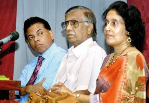 From left are the Director - General of Health Services, Dr. Palitha Mahipala, Prof. Colvin Gonnaratne and Dr. Piyusha Atapattu