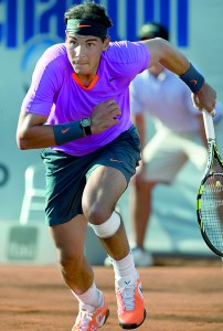 Spanish tennis player Rafael Nadal sprints during his ATP Vina del Mar tournament quarterfinal singles match against also Spanish Daniel Gimeno-Traver (not in frame), in Vina del Mar, about 120 km northwest of Santiago, on February 8 , 2013. AFP