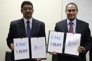 From Left - Krishna Kant, Head, EMC Academic Alliance, South Asia & Russia, EMC and Professor Lalith Gamage, Managing Director / Chief Executive Officer, Sri Lanka Institute of Information Technology (SLIIT) with the agreement that was signed between the two organizations at the SLIIT Metro Campus, Colombo.