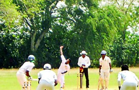 Jaffna College survive fierce onslaught in Battle of the Golds