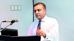Dr. Sajeeva Narangoda-Director / General Manager Browns Healthcare (Pvt) Ltd addressing the gathering