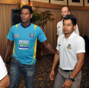 Would Mathews miss the bus to captain his first Test. The picture shows Angelo Mathews and the Bangladesh captain Mushfiqur Rahim at the icebreaking press briefing.   - Pic by Amila Gamage