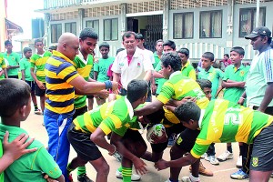 A field session that was conducted at St. Aloysius Collage Galle under the guidance of veteran coach Tony Amit with the assistance of Shantha Dharmarathne.