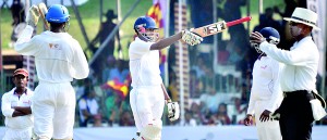 Nalandian Pramud Hettiwatte scored a century against Ananda, in their big match. 							      - Pic by Amila Gamage
