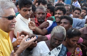 Govt. should discuss resettlement, land issues with NPC members after poll: Ranil in Jaffna