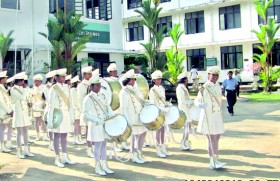 Kalutara BV’s vision:  To produce wise and confident ladies to the nation
