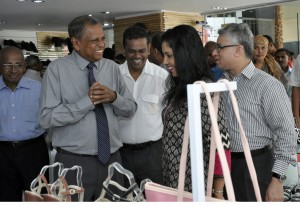 Chief Guests at the occasion, Hemaka Amarasuriya and actress Dilhani Ekanayake in conversation with the Managing Director Bata Shoe Company Sri Lanka Vikas Anand at the refurbished Bata Showroom at Majestic City. (Pic by Susantha Liyanawatte)