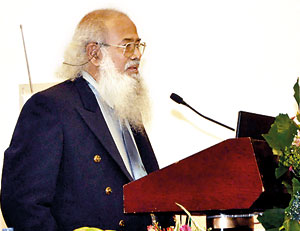 Conference Director and current Regional Chairman of CSG for South Asia and Iran, Anslem de Silva at the opening ceremony on May 21. Pix by Indika Handuwala