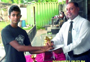 Champion Athlete boys under 19 Akila Imantha Nilaweera of St Servatius College