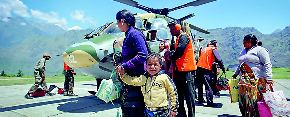 Rescuers race against time as India monsoon toll nears 600