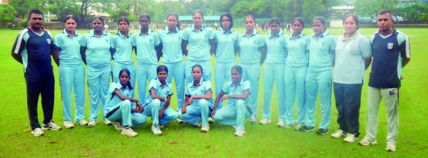 SAM_7202 SLAF Womens Cricket team 2013 copy