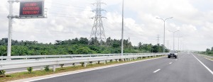 A test run on the new expressway Pix by Indika Handuwala