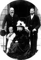 Four generations of British Monarchs Queen Victoria (1837-1901), Edward VII (1901-1910), George V (1910-1936), and the uncrowned Edward VIII (1936)