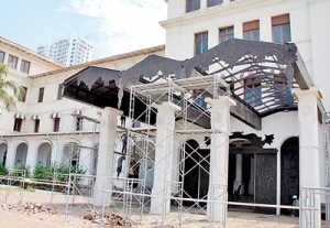 Spruced up: The Galle Face Hotel and Taj Samudra get a facelift. Pix by Indika Handuwala