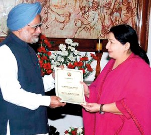 Manmohan Singh and Jayalalithaa. Pic courtesy Hindu