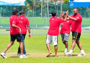 Players of  Colombo Champs celebrating in the finals