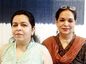 Bringing Indigo to Colombo: Noorjehan and daughter Sarah.  Pix by Nilan Maligaspe