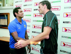 Angelo Mathews and Kyle Mills at the launch of the Limited Overs Series at SLC - Pic by Amila Gamage