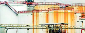Oil from both CPC and LIOC are stored in one tank at the Kolonnawa terminal (file pic)